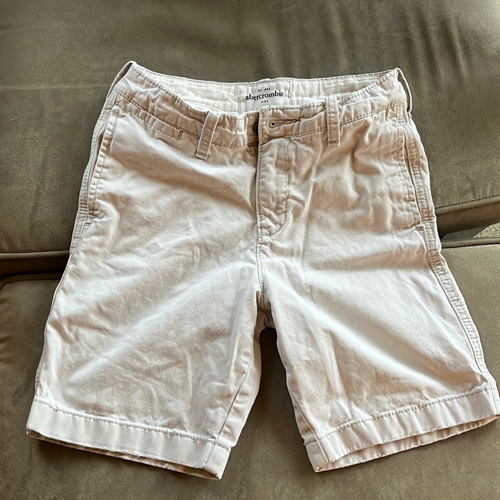 Abercrombie boys cargo khaki shorts
